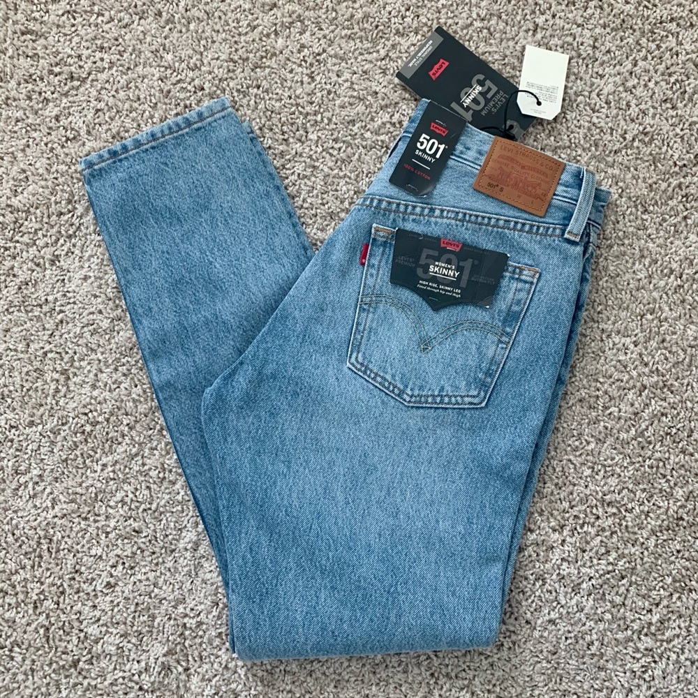 Sold! Levi’s 501 Icon Button Fly High Rise Premium Jean - Picture 8 of 8